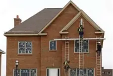  ?? GENE J. PUSKAR/THE ASSOCIATED PRESS FILE PHOTO ?? Insurance, regulatory and interest-rates changes are currently creating a “really complicate­d landscape for the Canadian borrower.”