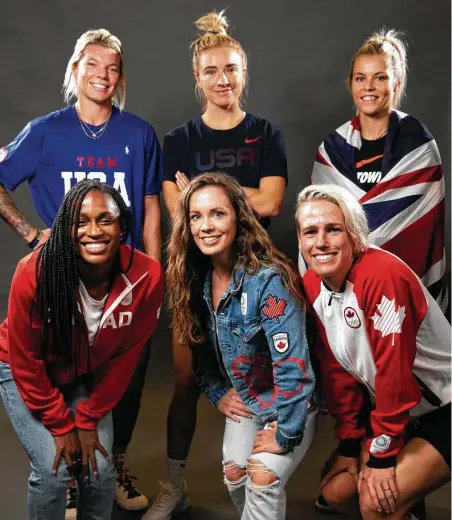  ?? Yi-Chin Lee / Staff photograph­er ?? Front from left: forward Nichelle Prince, defender Allysha Chapman and midfielder Sophie Schmidt of the Dash won Olympic gold with Canada. Back from left: goalie Jane Campbell and midfielder Kristie Mewis won bronze with the U.S., and forward Rachel Daly played for Great Britain.