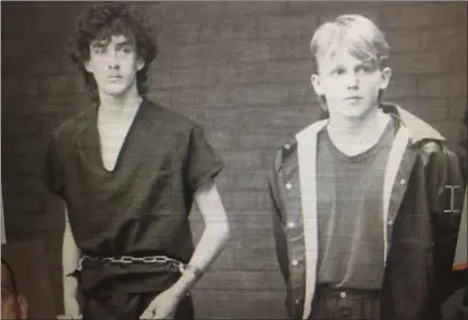  ?? OAKLAND PRESS FILE PHOTO ?? Joseph Passeno, left, was 17 and Bruce Michaels was 16 when they kidnapped and killed Glenn and Wanda Tarr in 1989.