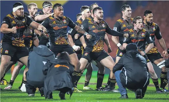  ?? Picture / Photosport ?? The Chiefs perform their He Piko, He Taniwha haka ahead of last year’s match against Wales in Hamilton.