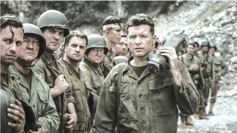  ??  ?? Sam Worthingto­n (right) in ‘Hacksaw Ridge’