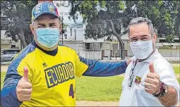  ?? Fotos: Cortesía ?? Raynier Rabelo y Marcos Piedra, directivos del sóftbol, en el estadio Tomás Moreno.