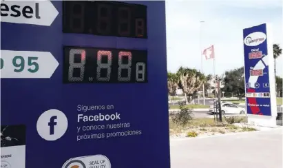  ??  ?? The price of petrol is €1.089 at Gas Express in San Luis, Torrevieja