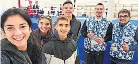  ??  ?? A competir. Lorena y Dayana Sánchez, Ramón Quiroga y Francisco Verón boxearán en Lima. Los dirigen Mariano Carrera y Fabricio Nieva.