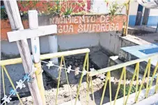  ??  ?? El venero de Palo Bolero, ubicado en Xochitepec, fue uno de los más afectados, pues el líquido se fue acabando poco a poco hasta que quedó seco.