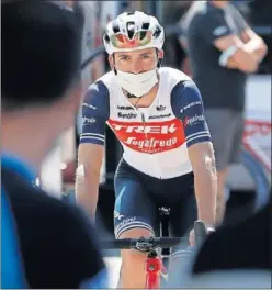  ??  ?? Giulio Ciccone, en la salida de la etapa de ayer de La Vuelta.