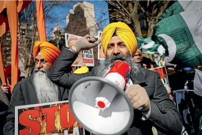  ?? AP ?? Pro-Pakistan protesters rally outside the United Nations in New York.