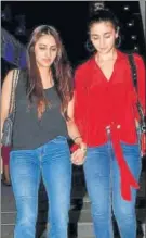  ??  ?? Akansha Ranjan Kapoor and Alia Bhatt