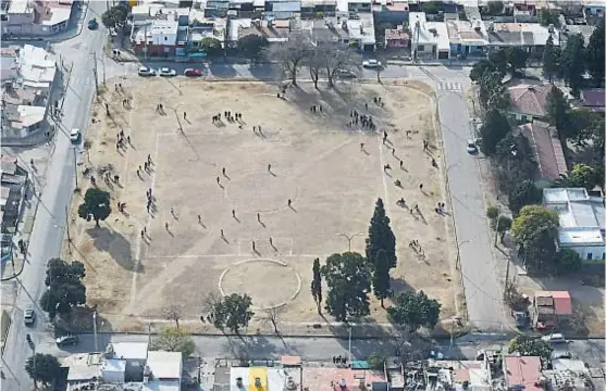  ?? (GOBIERNO DE CÓRDOBA) ?? Desde arriba. Un campeonato en la zona norte de Córdoba, detectado ayer por el helicópter­o del Ministerio de Seguridad.