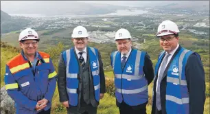  ?? IF F39 GFG Smelter 01 ?? Ian Blackford MP, middle left, and David Mundell, MP and secretary of state for Scotland, middle right, during their visit to the GFG complex in Fort William with GFG director Brian King, left, and chief investment officer Jay Humbo, right.