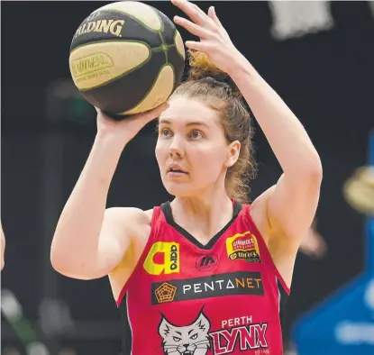  ?? Picture: GETTY ?? BACK TO HER BEST: Former Lynx player Nadeen Payne will return for the Townsville Fire next season.