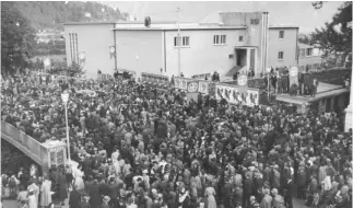  ??  ?? Dall’alto: La Jungle e il Foce nel 1941