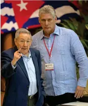  ?? (Sipa) ?? Raúl Castro con Miguel Díaz-Canel.