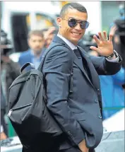  ?? EFE ?? Cristiano Ronaldo saluda, ayer en Lisboa.