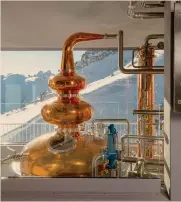  ??  ?? La piccola Orma.
La distilleri­a in Engadina ha il record dei 3.303 metri di altitudine