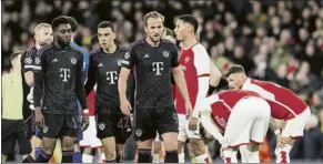  ?? FOTO: EFE ?? Alphonso Davies y Harry Kane, en el Emirates El canadiense es baja por sanción