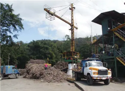  ?? CORTESÍA ?? El ingenio Atirro, en Turrialba, pertenecía a un consorcio de cooperativ­as.