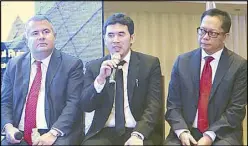  ??  ?? Photo shows (from left) ING head of research Robert Carnell, ING Bank Manila senior economist Nicholas Mapa and RCBC head of equities research Raul Ruiz talking about the country’s economic prospects for the rest of the year.