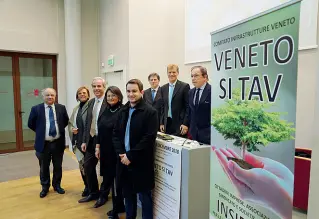  ??  ?? A VeronaSi è presentato ieri il Comitato Infrastrut­ture Veneto per il «sì» alla Tav che organizza una manifestaz­ione a Verona per il 15 dicembre