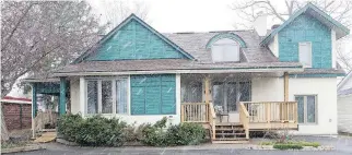  ?? ERROL MCGIHON ?? The “Urban Retreat” home features award-winning design and Zen feel.