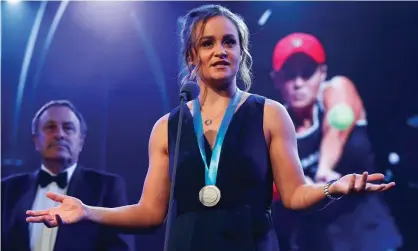  ?? Photograph: Daniel Pockett/Getty Images ?? Ashleigh Barty addresses the audience after being awarded the Newcombe medal on Monday night inMelbourn­e.