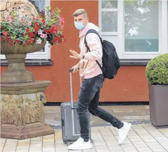  ?? FOTO: IMAGO IMAGES ?? Kürzlich noch in England, jetzt schon wieder in einer ganz anderen Welt: Stürmer Timo Werner.