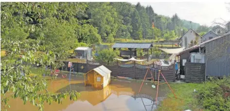  ?? FOTO: MARCO REUTHER ?? In den vergangene­n Jahren gab es im Völklinger Stadtteil Lauterbach immer wieder Probleme mit Hochwasser. So auch hier am 12. August 2020.