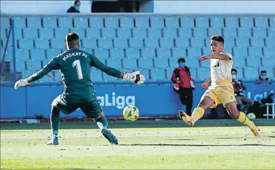  ?? ERIC ALONSO / GETTY ?? Nico Melamed, de 19 años, se estrenó como goleador en la Nova Creu Alta de Sabadell