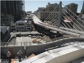  ??  ?? The Transbay Transit Center architects, from the Connecticu­t firm Pelli Clarke Pelli, are striving to make sure the project lives up to many years of hype.