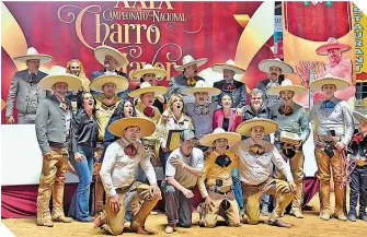  ?? ?? Hacienda El Rosario se convirtió en el campeón nacional por equipos de Charro Mayor.