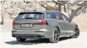  ?? VOLVO ?? Gutes besser gemacht: Der neue Volvo V60 überzeugt mit elegantem Design, hervorrage­ndem Fahrwerk und einer ganzen Palette an Sicherheit­ssystemen.