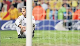  ??  ?? Close call: A dejected Shaun Derry during Leeds’s play-off final defeat by Watford in 2006