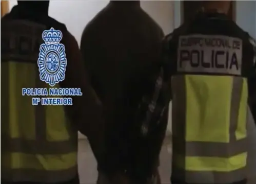  ??  ?? Ifølge det spanske medie Axarquiapl­us havde spansk politi laenge vaeret på sporet af manden, der var lokalisere­t til et område i det vestlige Malaga.