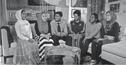  ?? PHOTOS PROVIDED BY GEOFFREY HUG AND ZUZKA KURTZ ?? From left, Mahmuda Alam, Ramisa Tasnim, Jahed Miah, Siddique Ahmed, Sharmin Akther and Farzana Akhter, the six Gen-Z Bangladesh­i immigrant students who were featured in the documentar­y, at the start of the filming process in 2016 in Hudson, N.Y.