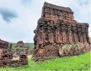  ?? ?? The bhadreshva­ra is said to be the most important temple in the complex.