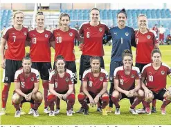  ??  ?? Starke Teamleistu­ng: Im letzten Testspiel vor der Europameis­terschaft gewann die österreich­ische Elf gegen die favorisier­ten Däninnen mit 4:2