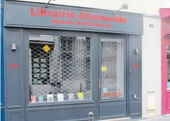  ?? FOTO: SABINE GLAUBITZ ?? Die „Librairie Allemande“in der Rue Frédéric Sauton in Paris hat nach nur zweieinhal­b Jahren schließen müssen.