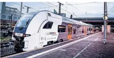  ?? FOTO: MARIUS BECKER/DPA ?? Bahnfahrte­n zwischen Erkelenz und Düsseldorf würden mit einem einheitlic­hen Tarif deutlich unkomplizi­erter.