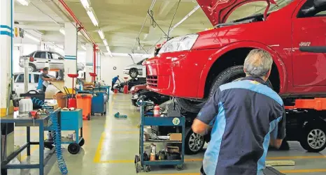  ?? FOTOS: ANDRÉ LESSA/ESTADÃO ?? Suspensão pode sofrer com asfalto ruim e voltar das férias com ruídos