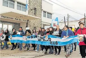  ??  ?? Protesta. Aye, hubo una nueva marcha en reclamo de seguridad.