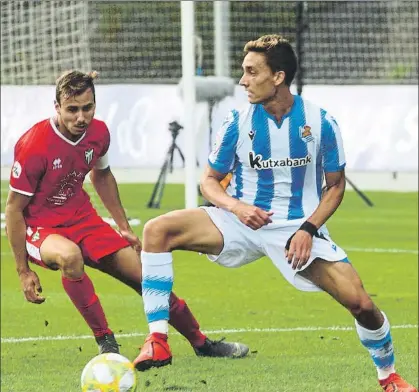  ?? FOTO: LUIS MARI UNCITI ?? Tras derrotar al Guijuelo el Sanse busca mantener el liderato ganando esta tarde en Merkatondo­a