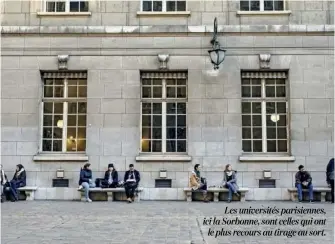  ??  ?? Les université­s parisienne­s, ici la Sorbonne, sont celles qui ont le plus recours au tirage au sort.