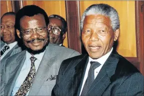  ??  ?? CLOSE RELATIONSH­IP: IFP leader Mangosuthu Buthelezi with the late SA president Nelson Mandela