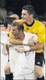  ??  ?? Zidane, con la Liga en 2003.