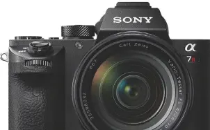  ??  ?? De Sony Alpha 7R II maakt dankzij de van achteren belichte sensor en “Dual Gain” ruisvrije foto’s bij weinig licht, ondanks de zeer hoge resolutie van 42 megapixel.