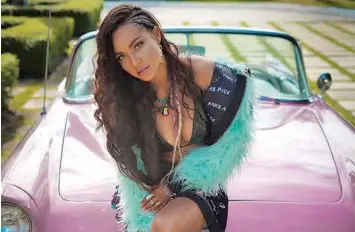  ?? SUMINISTRA­DA ?? Sharlene Taulé promueve el sencillo “San Pedro” en colaboraci­ón con Zion y Lennox.
