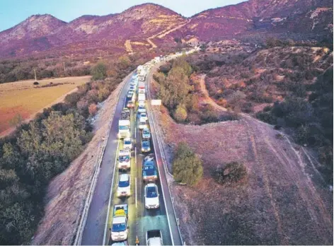  ??  ?? Así lucía a mediados de mayo pasado el taco en la Ruta 68, a la altura del cordón sanitario de Casablanca.