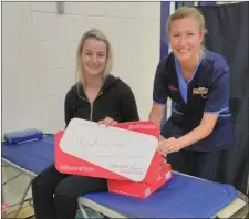  ??  ?? Check out Caroline supporting #missingtyp­e at Drogheda clinic this week with IBTS staff member Samantha.