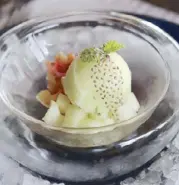  ??  ?? Malunggay-cucumber sorbet with chia seeds