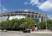  ?? TOM GILLIAM / CONTRIBUTE­D ?? After 21 years with Gold Star, the Cincinnati Bengals have a new official chili this season — their Cincinnati-style rival, Skyline Chili.